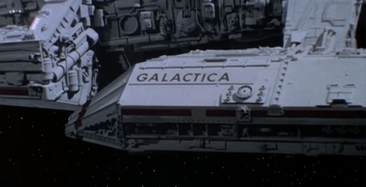 Simon Kinberg signe pour le film Battlestar Galactica